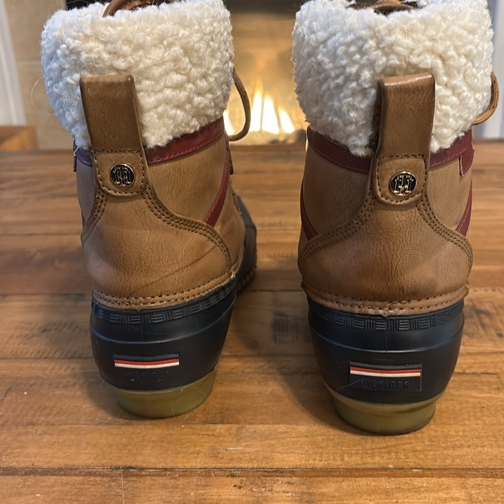 Tommy Hilfiger Brown and Black Winter Boots - Picture 4 of 6